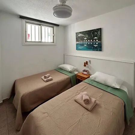 Lovely 2 Bedroom In Americas K202 Lägenhet