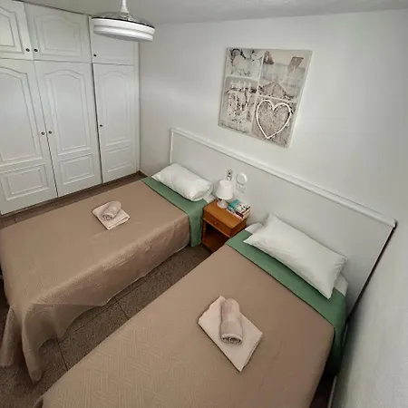 아파트 Lovely 2 Bedroom In Americas K202
