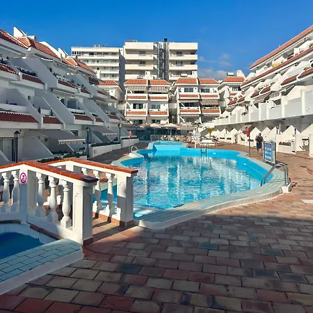 Lovely 2 Bedroom In Americas K202 Appartement