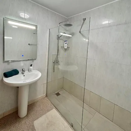 아파트 Lovely 2 Bedroom In Americas K202 *