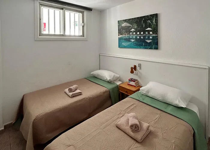 Lovely 2 Bedroom In Americas K202 Apartmán