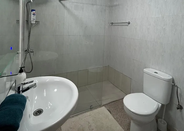 Lovely 2 Bedroom In Americas K202