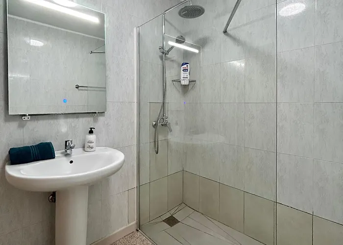 公寓 Lovely 2 Bedroom In Americas K202