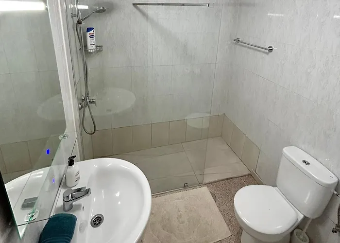 Lovely 2 Bedroom In Americas K202 Apartmán