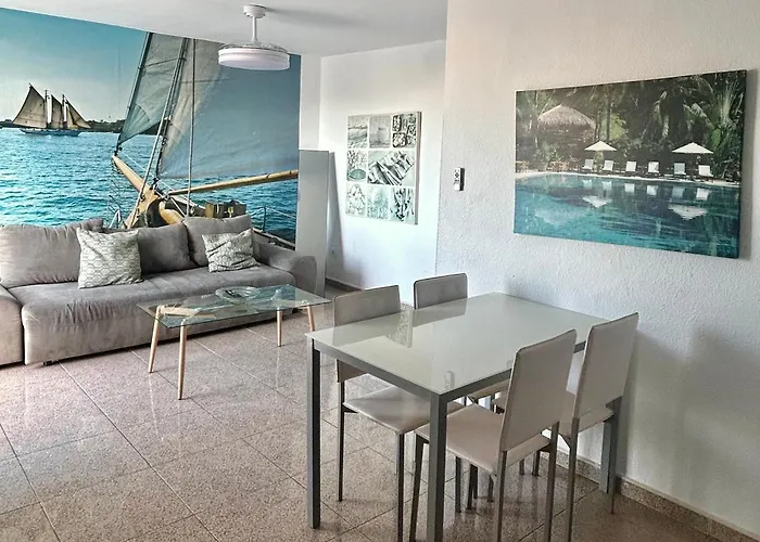 Lovely 2 Bedroom In Americas K202 Apartmán Los Cristianos (Tenerife)